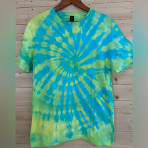 NEW Unisex Small GILDAN Soft Style Tie-Dye Spiral Hippie T-Shirt